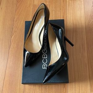 BCBGeneration black patent dress heels, size 8